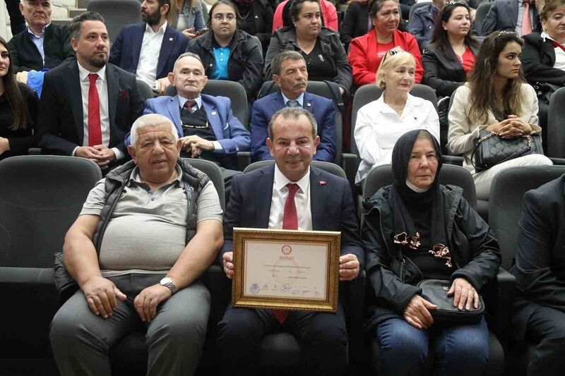 Tanju Özcan: “İnşallah 7. mazbatamı Bolu’dan değil, Ankara’dan alacağım”