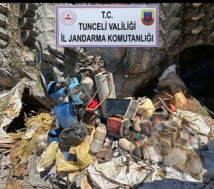 TUNCELİ’NİN HOZAT İLÇESİNDE TERÖR