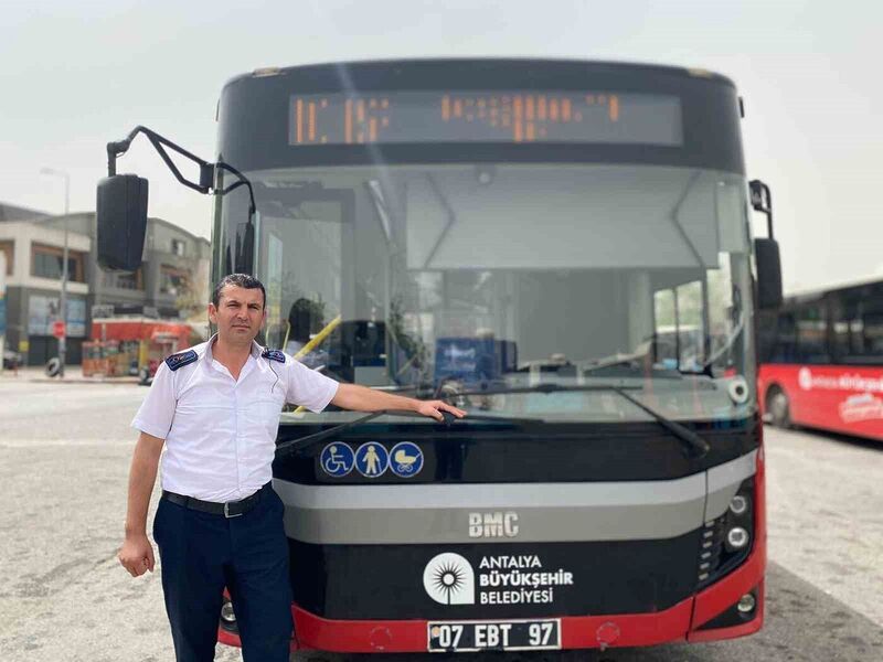 ANTALYA’DA TIR ŞOFÖRÜNÜN BİNDİĞİ