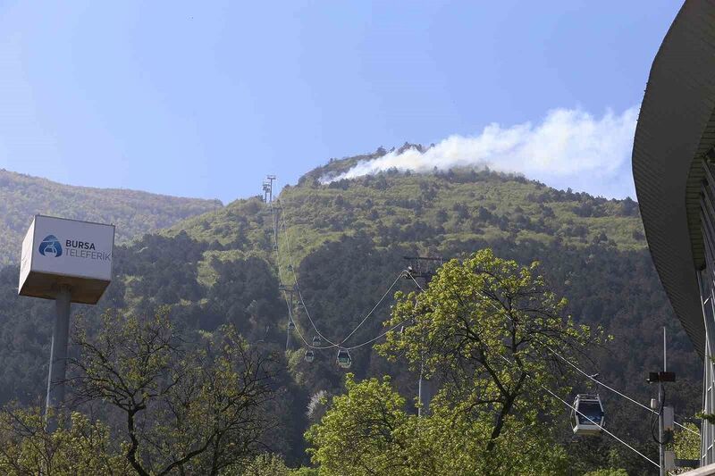 BURSA’NIN ULUDAĞ ETEKLERİNDE YANGIN