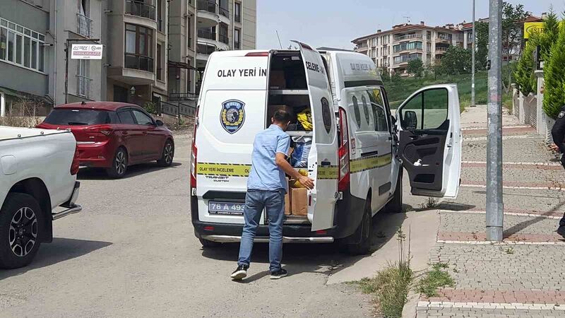 KARABÜK'TE UZMAN ÇAVUŞ EVİNİN