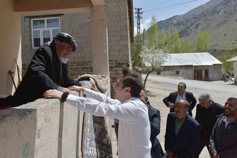 HAKKARİ VALİ YARDIMCISI VE