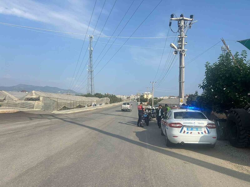 Alanya’da 9 araca trafikten men cezası