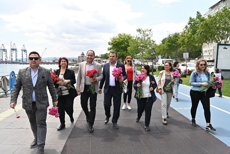 Anneler Günü’nü Süleymanpaşalı Annelerle Kutladı