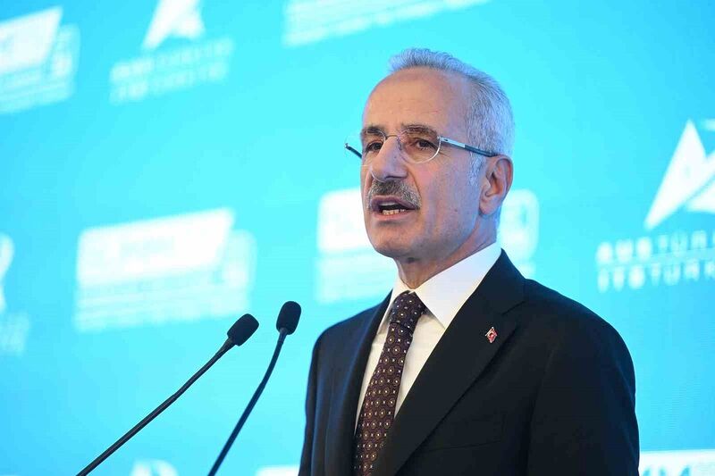 Bakan Uraloğlu: “Misyonumuz yerli ve milli ulaşım ağı oluşturulmasıdır”