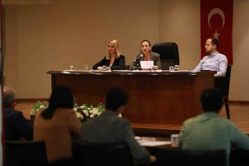 Başkan Sengel: “Belediye emekçilerini hiçbir zaman siyasete malzeme etmedik”