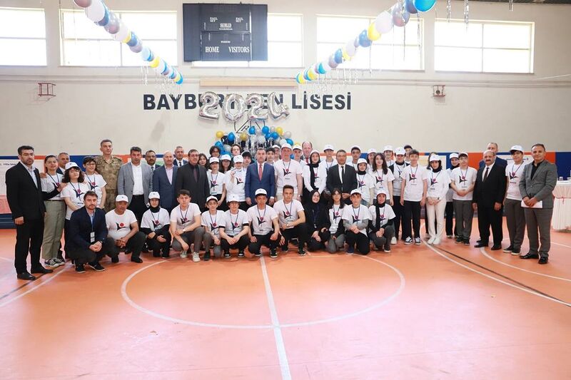 BAYBURT'TA BİLİM FUARININ AÇILIŞI