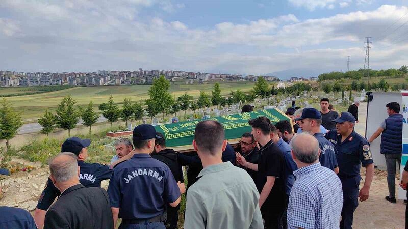 Burdur’da meydana gelen kazada hayatını kaybeden genç toprağa verildi