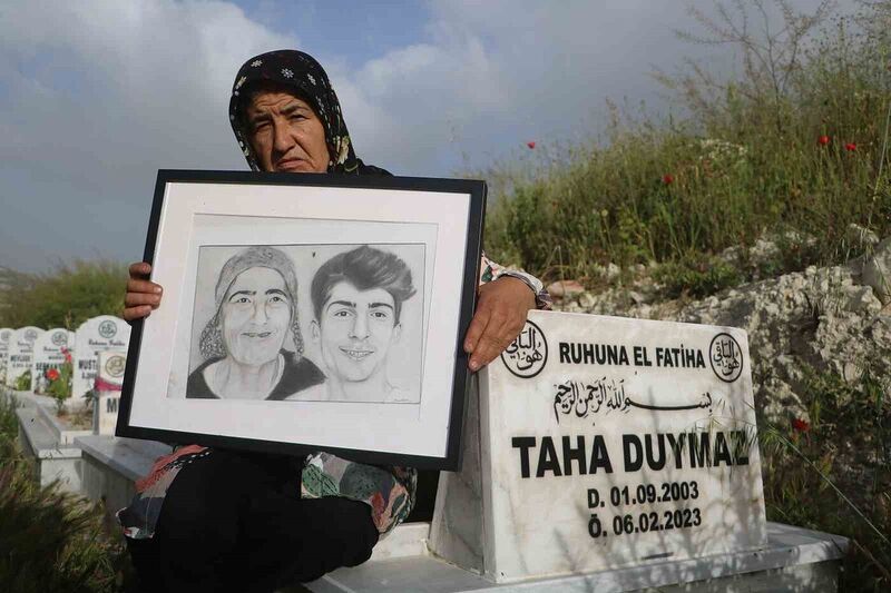 Depremde 3 evladını kaybeden Taha Duymaz’ın annesinin buruk Anneler Günü