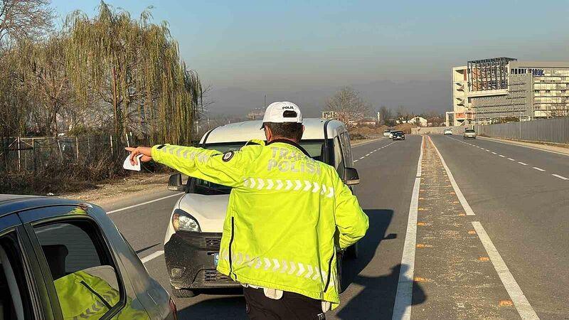 DÜZCE TRAFİK DENETİMİ YAPAN