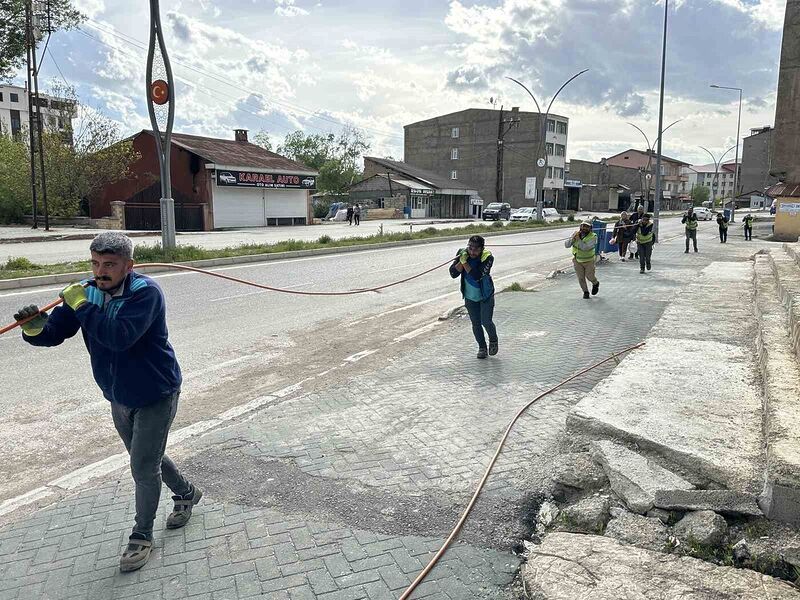 HAKKARİ’NİN YÜKSEKOVA İLÇESİNDE TÜRK