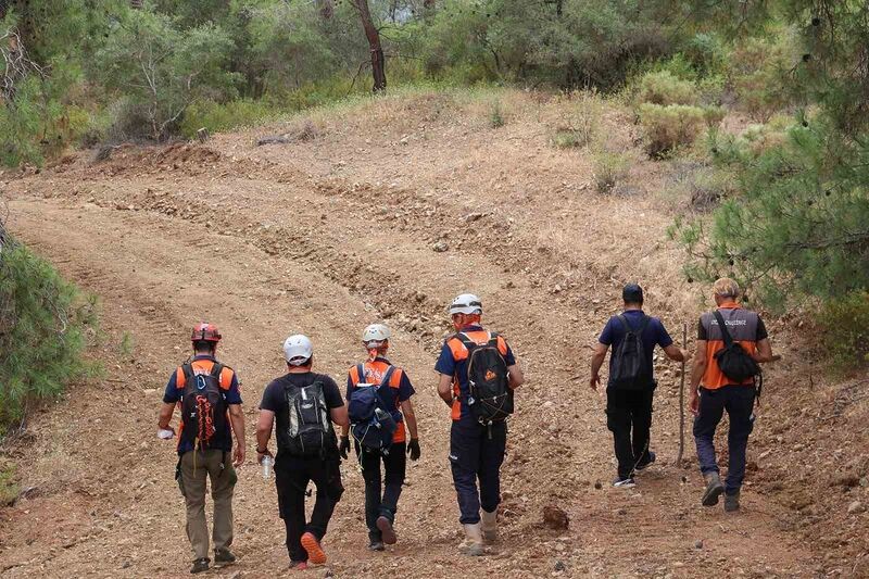 Fethiye’de kayıp kişiyi arama çalışması sürüyor