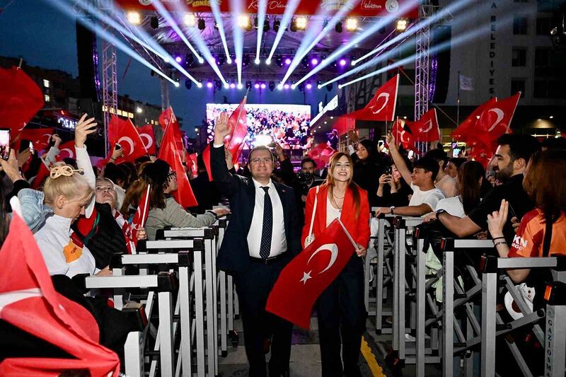 GAZİOSMANPAŞA’DA 19 MAYIS ATATÜRK’Ü