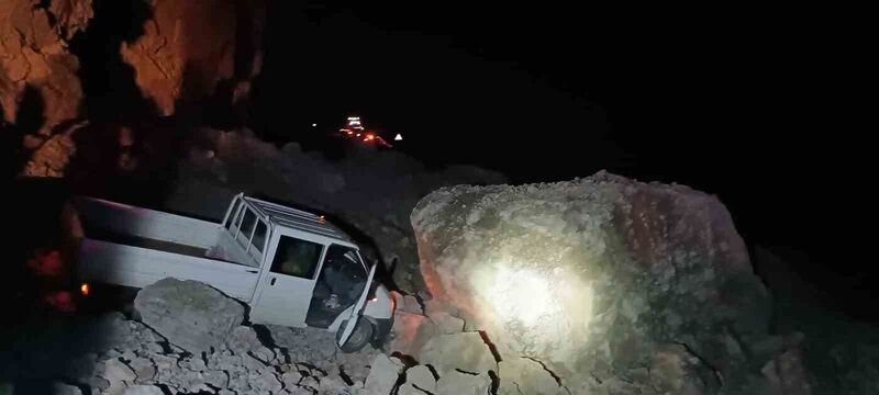 Hakkari-Çukurca karayolu ulaşıma kapandı