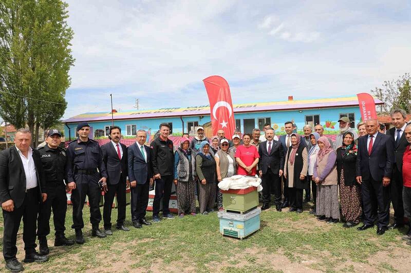 Han İlçesi’nde arıcılığın geliştirilmesine yönelik yatırımlar devam ediyor