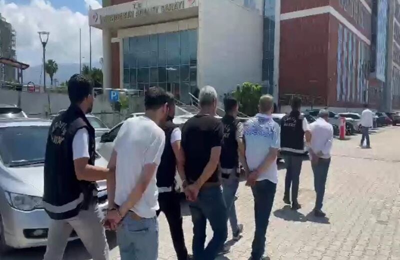 Hatay’da çek senet mafyasına operasyon: 4 tutuklama