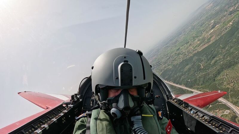 Hava Kuvvetleri Komutanı Orgeneral Kadıoğlu HÜRJET ile uçuş gerçekleştirdi