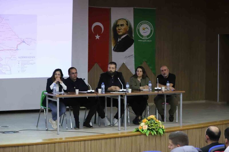 Iğdır Üniversitesi’nde “Zengezur Ulaştırma Koridorunun Bölgesel ve Küresel Etkileri” paneli