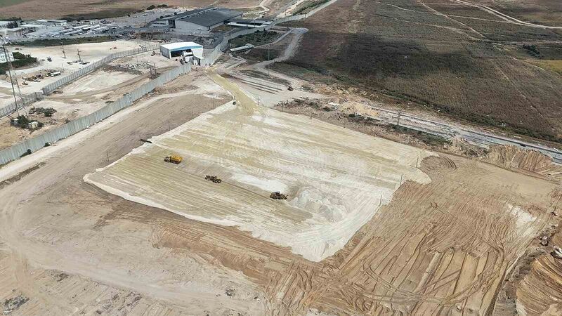 İsrail, 7 Ekim’den bu yana ilk kez Erez Sınır Kapısı’nı Gazze’ye insani yardım için açtı