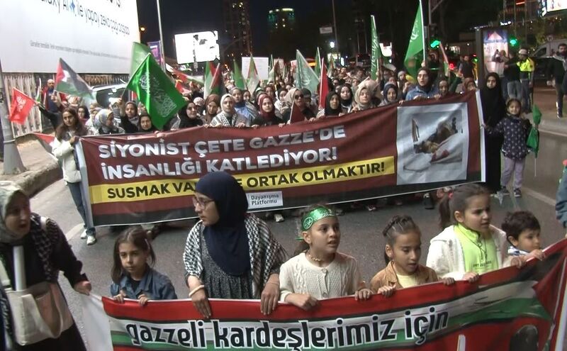 İsrail Başkonsolosluğu önünde protesto