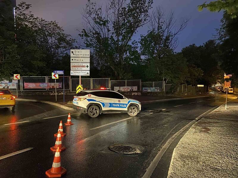 İstanbul’da 1 Mayıs nedeniyle bazı yollar trafiğe kapatıldı