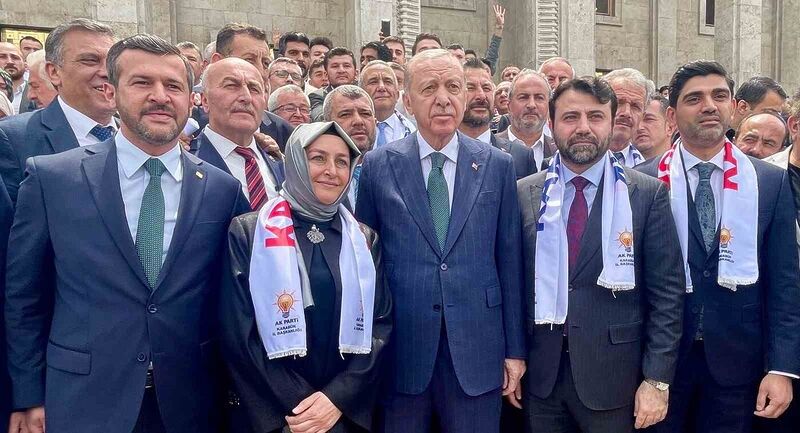 HEYET, TOPLANTININ ARDINDAN RECEP