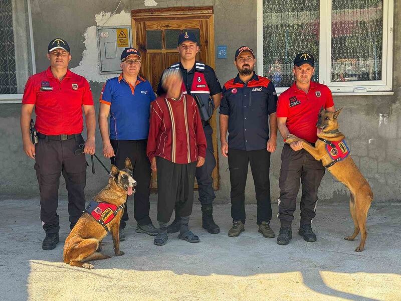 Karaman’da kaybolan yaşlı adamı iz takip köpekleri buldu