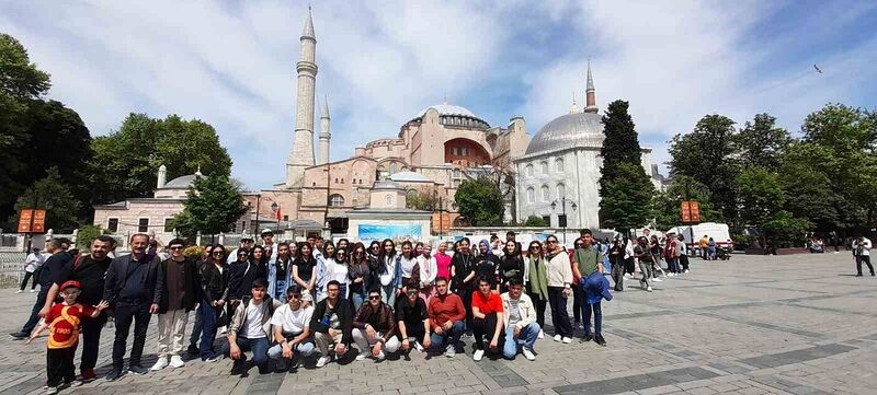 KONYA’NIN KARAPINAR İLÇESİNDE LİSE