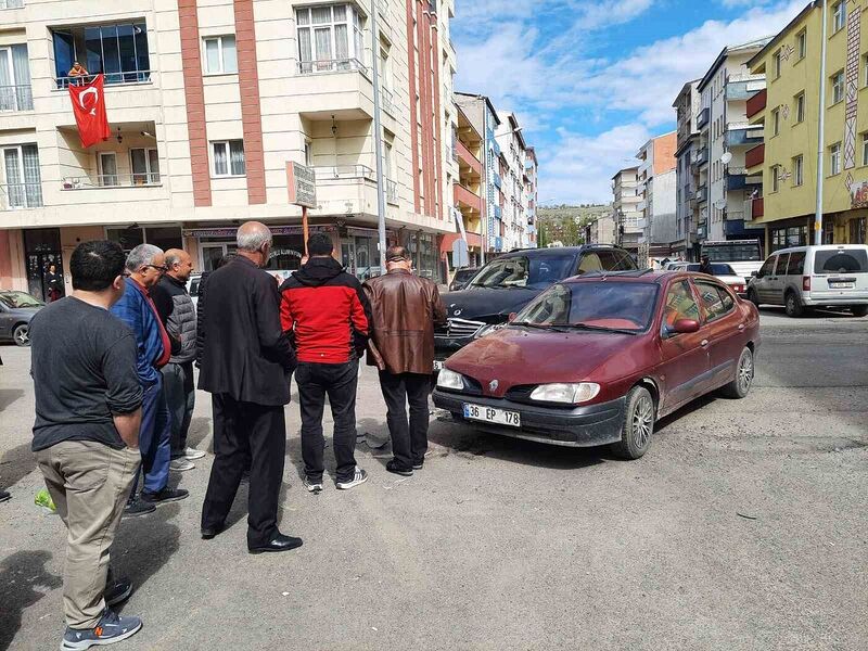 KARS’TA MEYDANA GELEN TRAFİK