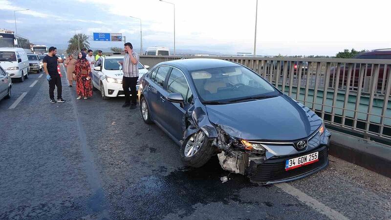 Köprüdeki feci kaza ucuz atlatıldı