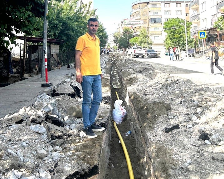 Kulp’ta doğalgaz altyapı çalışmaları sürüyor