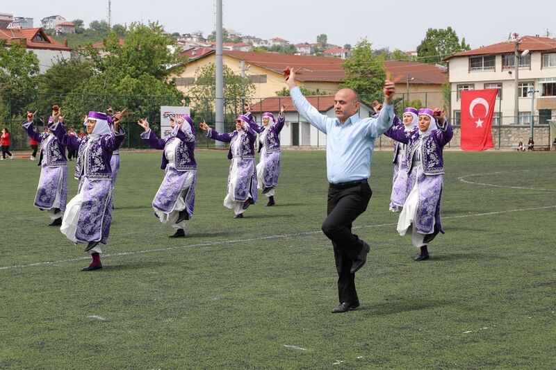 Kursiyeri sakatlanınca yerine öğretmeni girdi: “En son 20 yıl önce oynadım”