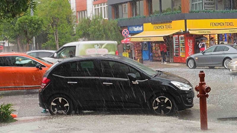 Manisa’da dolu yağışı