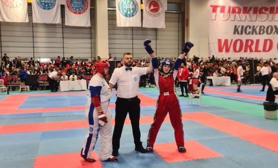 MARMARİS'Lİ GENÇ SPORCU TÜRKİYE'NİN