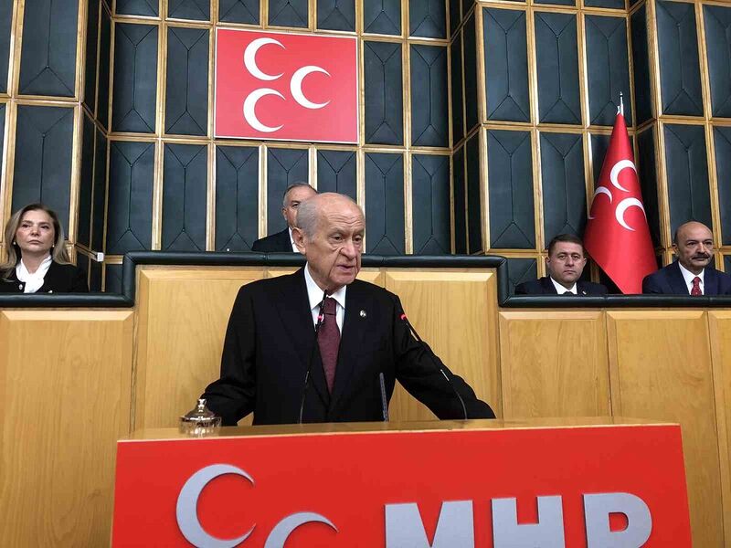 MHP Lideri Bahçeli: (Sinan Ateş davası) “Beklentimiz, iddianamenin kabul edilip yargılamanın başlamasıdır; kimin elinde hangi belge varsa mahkeme ile paylaşmalı”