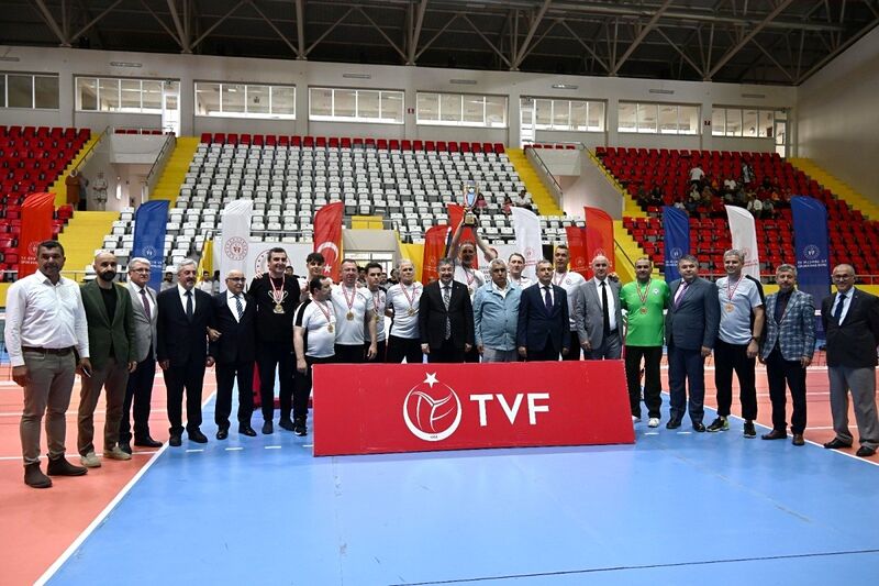 Oturarak Voleybol Süper Ligi final müsabakaları sona erdi