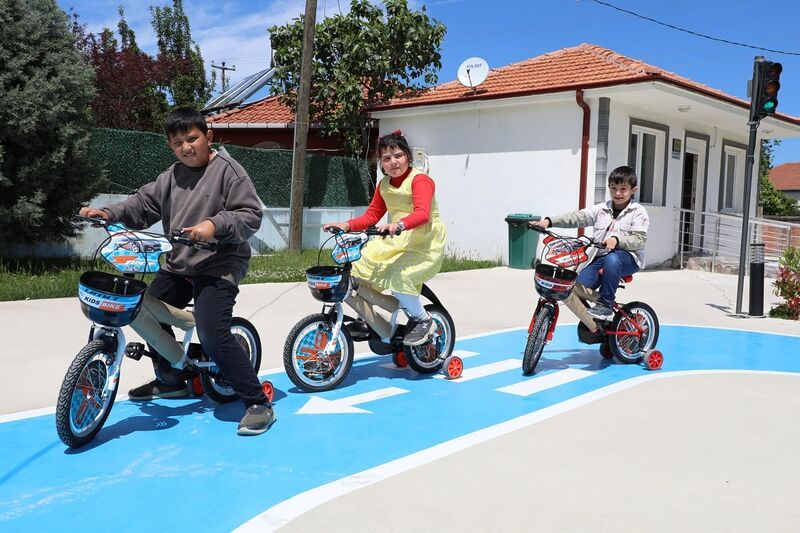 Özel öğrenciler trafik parkla sosyal hayata adapte oluyor