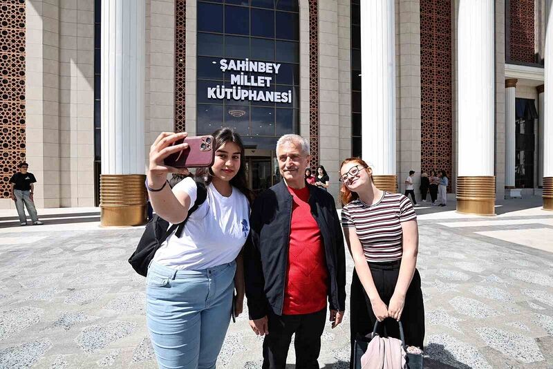 Şahinbey Belediyesi Millet Kütüphanesi’ne yoğun ilgi