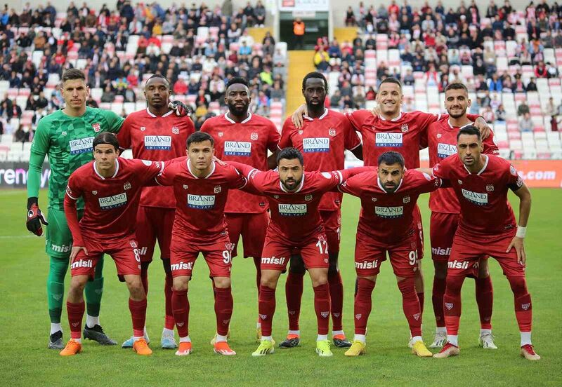 Sivasspor, Süper Lig’de 12. mağlubiyetini aldı