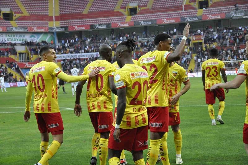 Süper Lig: Kayserispor: 1 – Konyaspor: 1 (İlk yarı)