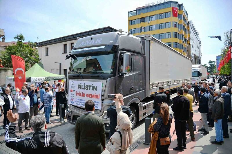 TRABZON'DAN FİLİSTİN'E 3 TIR