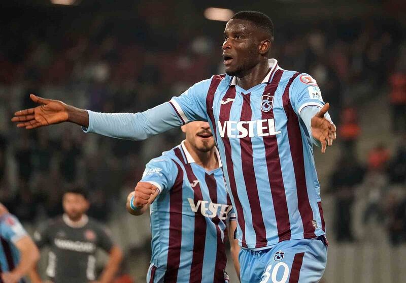 Trabzonspor’un Nijeryalı forveti Paul Onuachu maçı tamamlayamadı