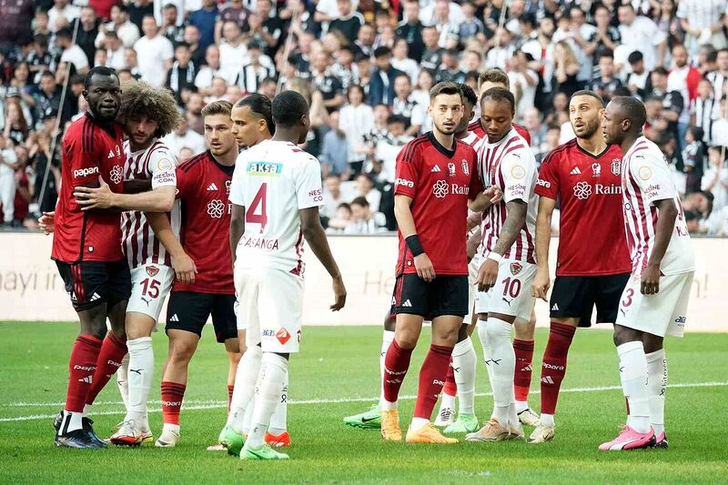 Trendyol Süper Lig: Beşiktaş: 0 – Hatayspor: 0 (Maç devam ediyor)