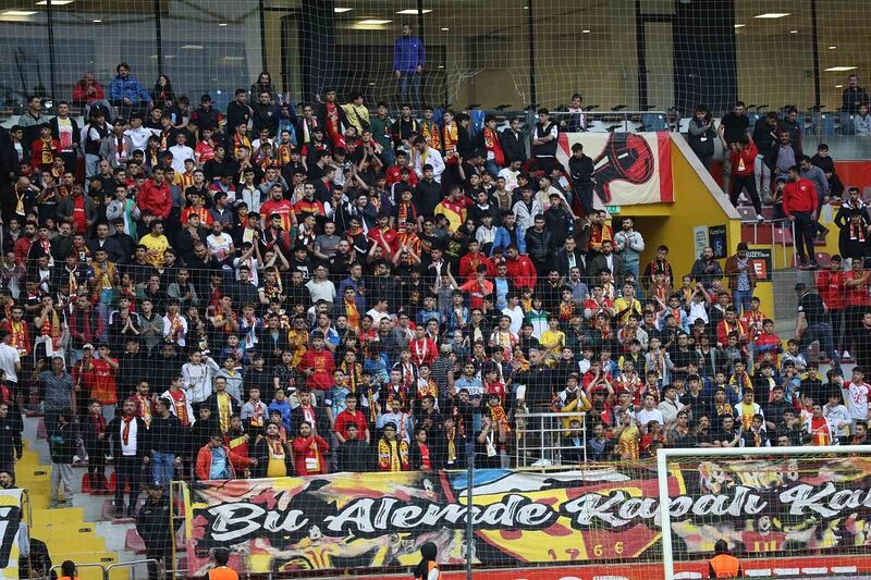 Trendyol Süper Lig: Kayserispor: 1 – Fatih Karagümrük: 0 (Maç devam ediyor)