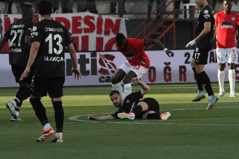 Trendyol Süper Lig: Pendikspor: 0 – Gaziantep FK: 1 (İlk yarı)