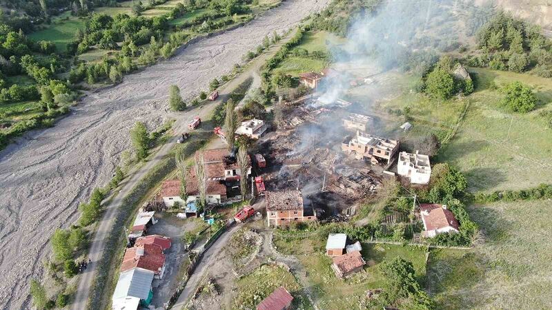 KASTAMONU'NUN ARAÇ İLÇESİNDE 12