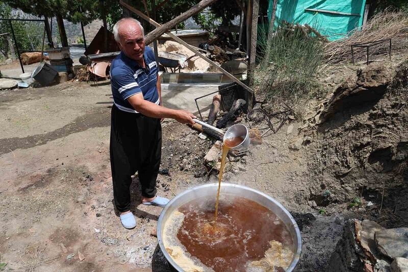 ADANA'NIN KOZAN İLÇESİNDE KURBAN