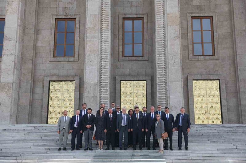 AK Parti’li Baybatur, Rusya Enerji Komitesi Başkanı Zavalnıy’ı ağırladı