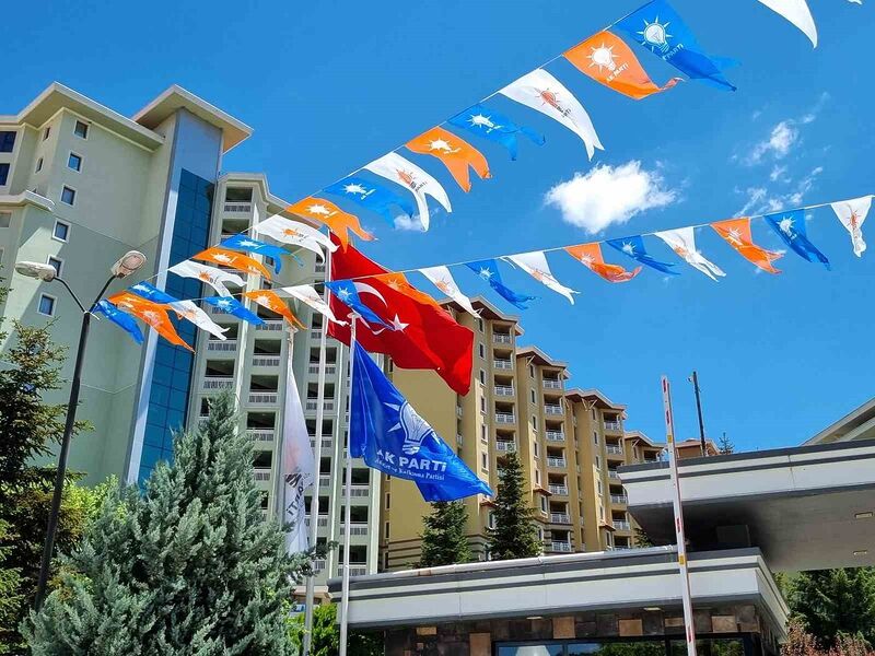 AK Parti’nin “Yerel Yönetimler İstişare ve Değerlendirme” kampı başladı