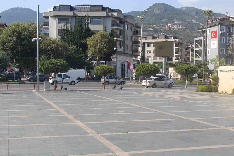 ANTALYA'NIN ALANYA İLÇESİNDE HAFTA